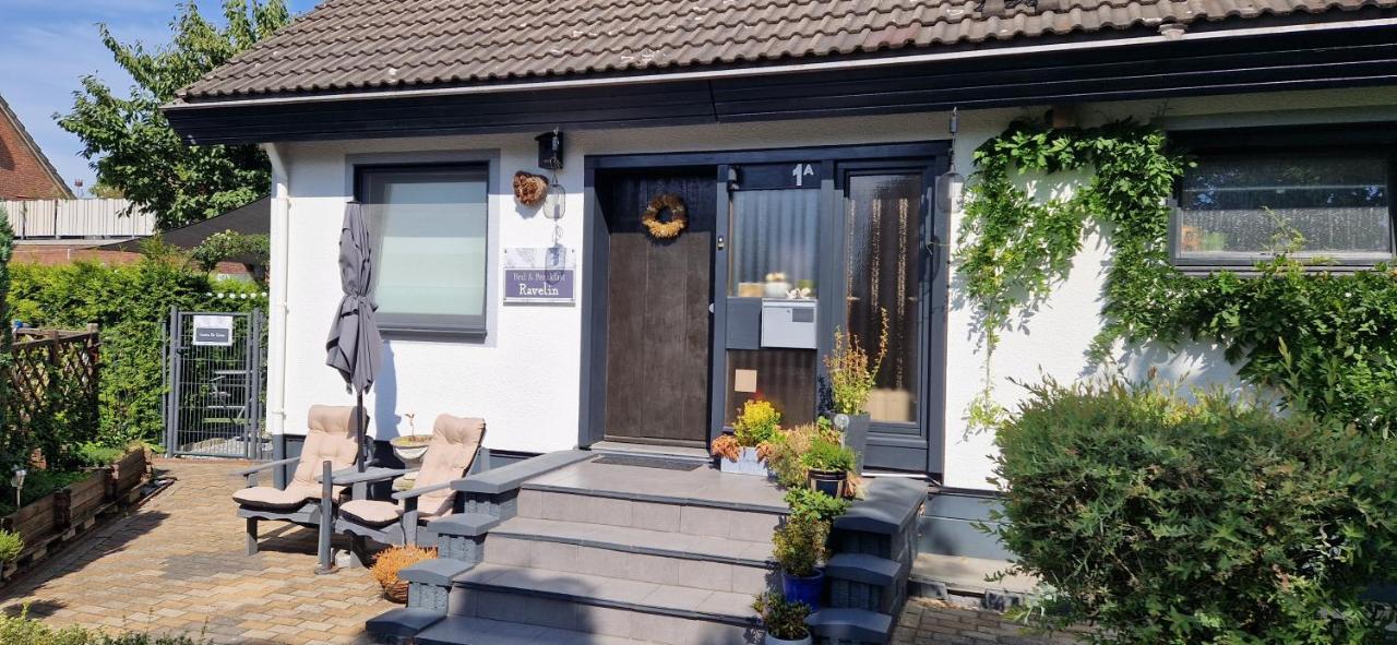 Bed & Breakfast Ravelin レース エクステリア 写真