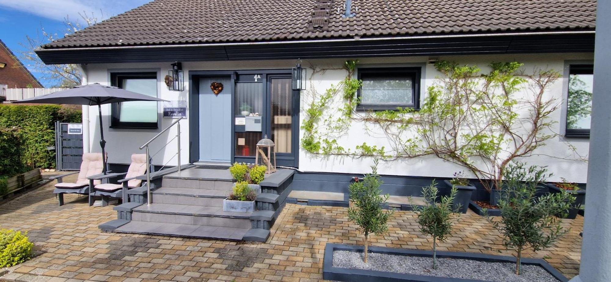 Bed & Breakfast Ravelin レース エクステリア 写真